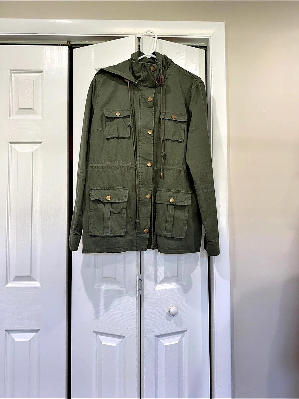 Utility Jacket in Green Like New